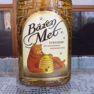 meadwine02.jpg